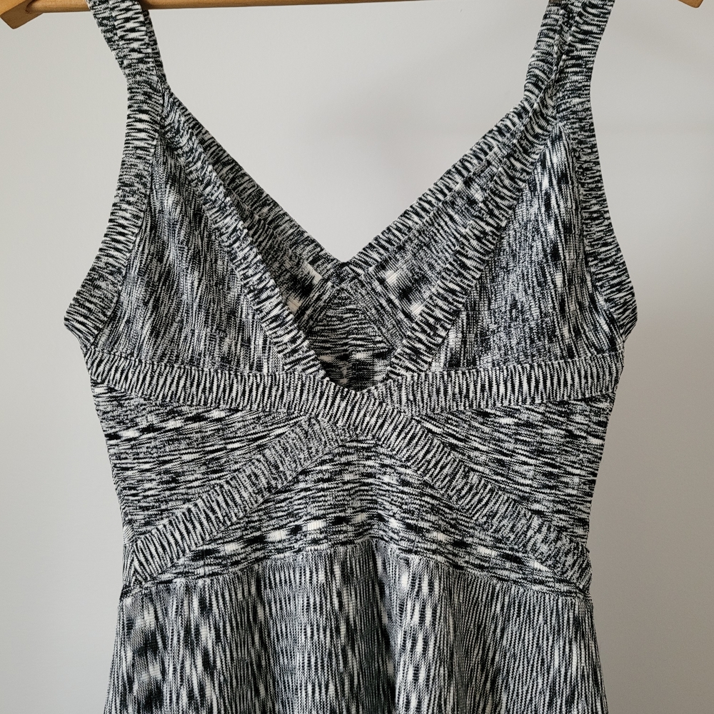 Guess Black White Knit A-Line Open Back Dress Size S - Picture 3 of 8
